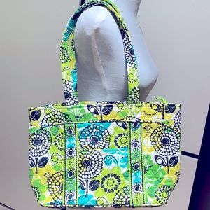 Vera Bradley Limes Up zippered tote purse large